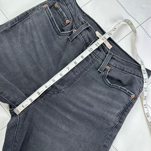 Levi's Jeans Womens 29 Washed Black Wedgie Straight Leg Button Fly Ripped Knee - Picture 11 of 14